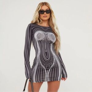 ⏳ Long Sleeve Contrast Body Print Bodycon Mini Dress ⏳